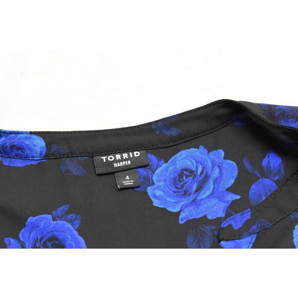 Torrid Harper Plus Size 4 Blouse Black Blue Rose Floral V-Neck 3/4 Sleeve Top - Picture 7 of 8